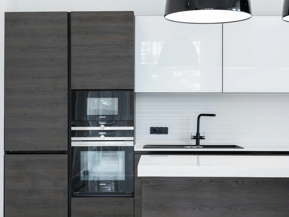 Cabinet type assessment in Bradford by Bradford Decorators